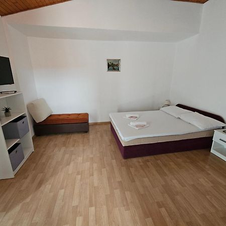 Hotel House Katka Vodice Zimmer foto
