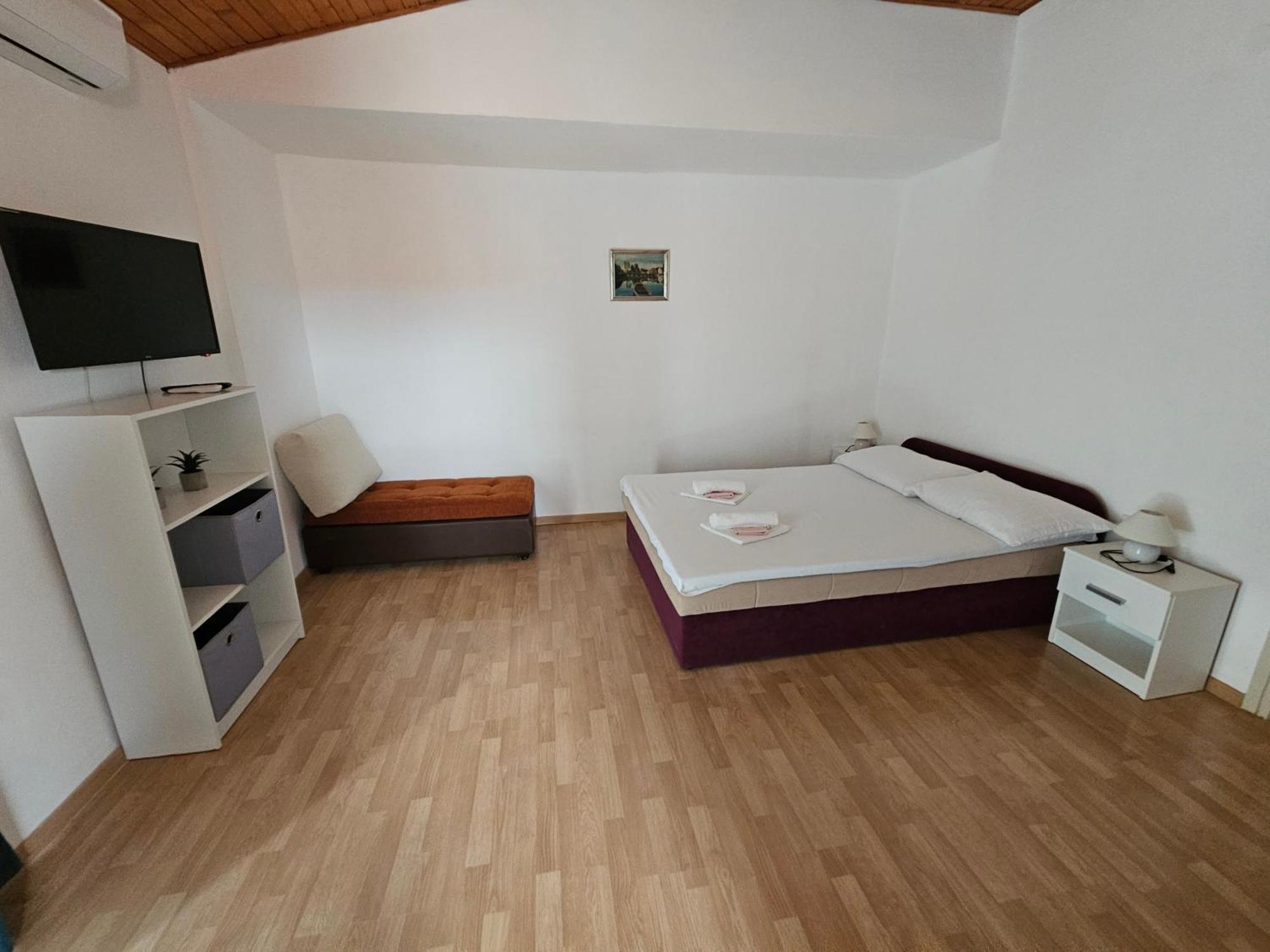 Hotel House Katka Vodice Zimmer foto