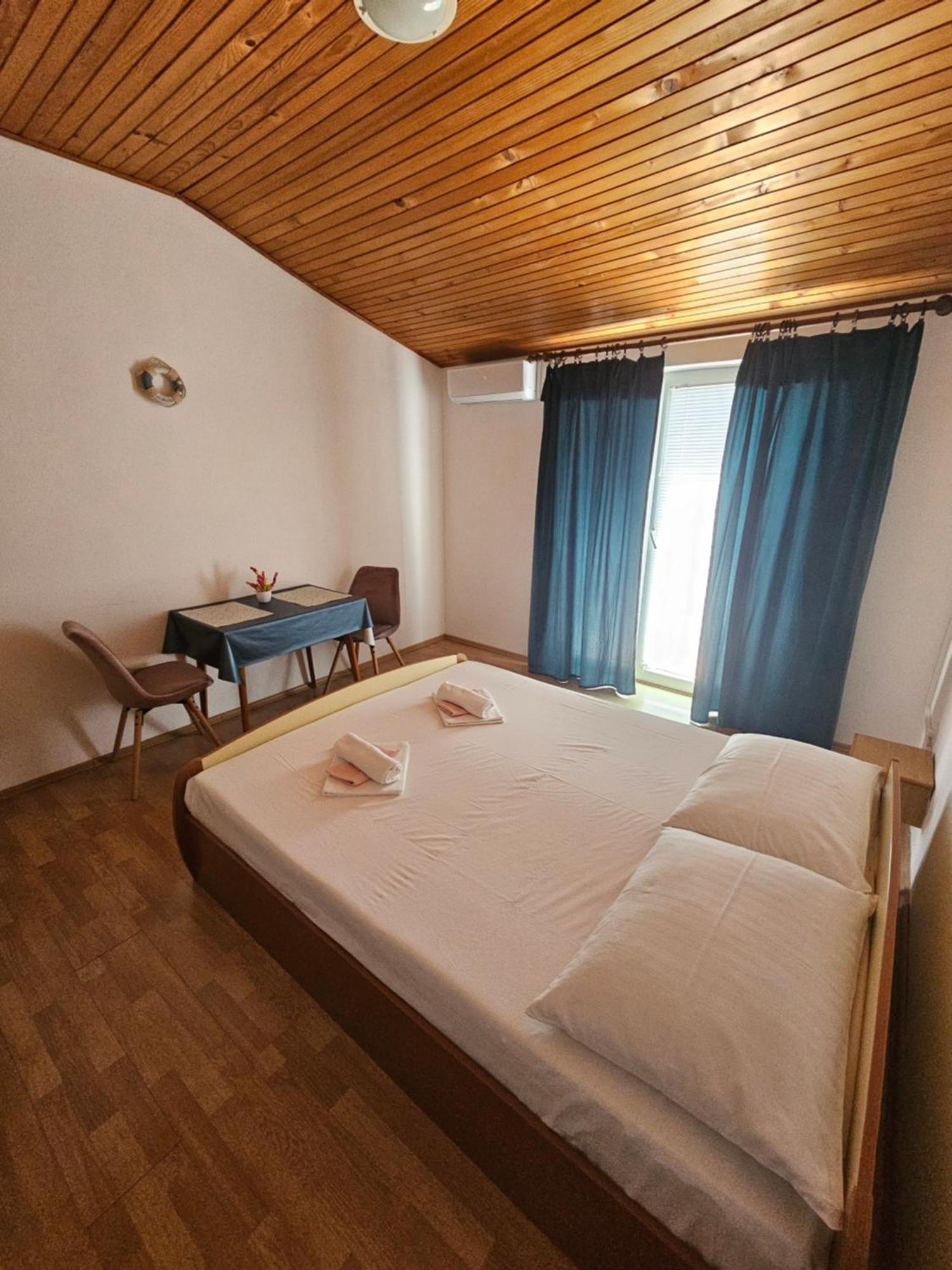 Hotel House Katka Vodice Zimmer foto