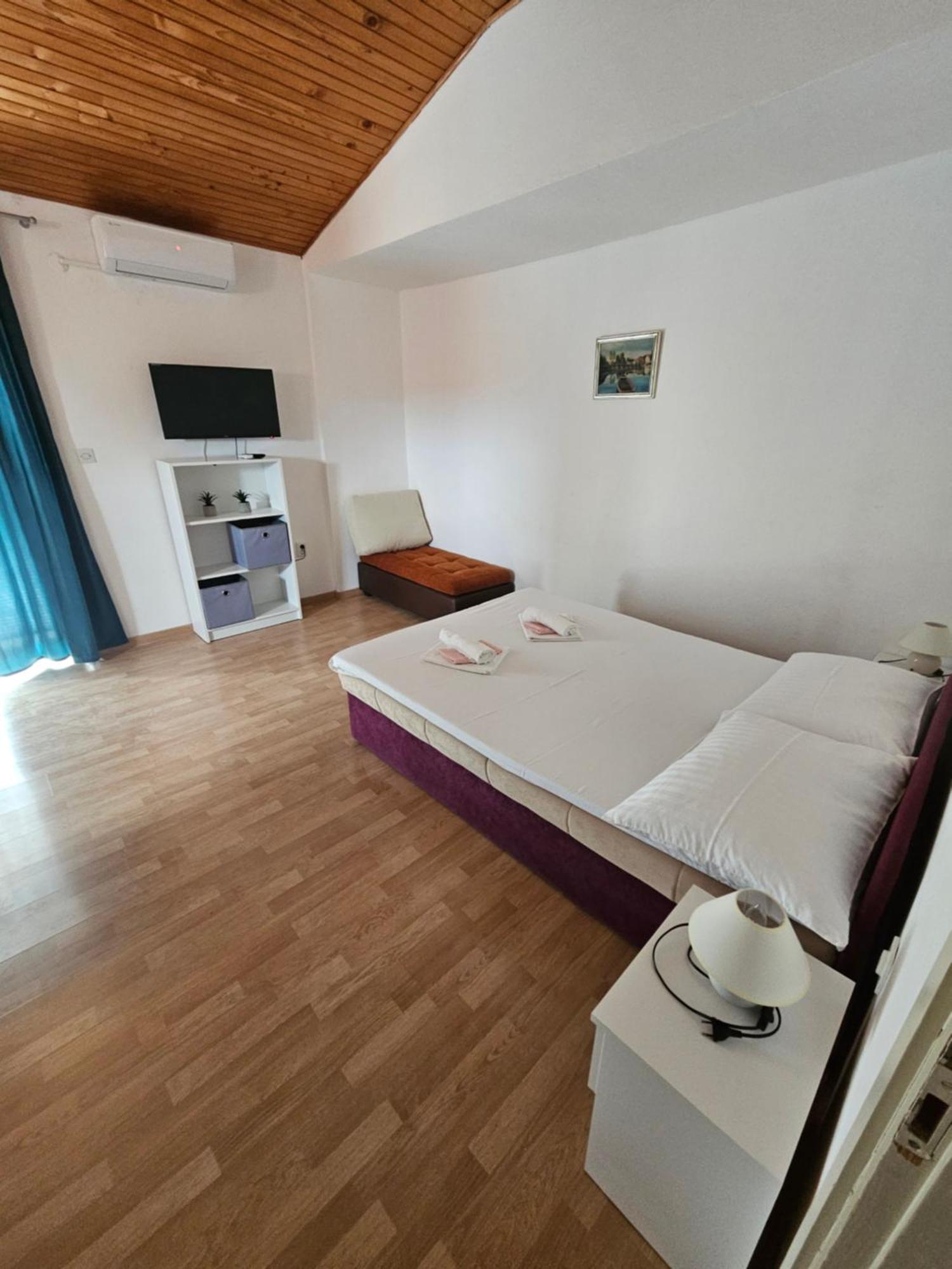 Hotel House Katka Vodice Zimmer foto